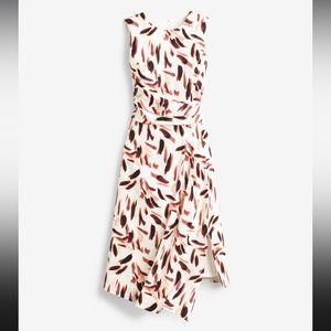 NWT Printed wrap dress by White House | Black Market Women’s size 4